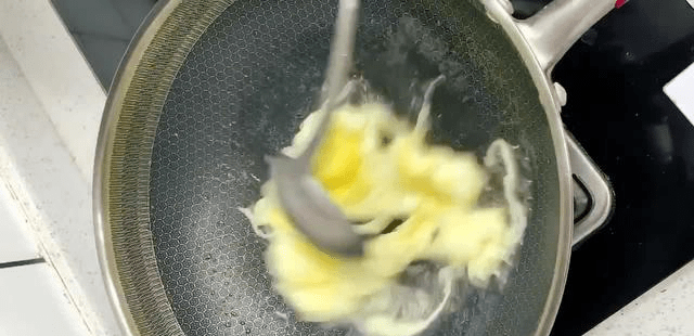 江西米粉怎么炒好吃又简单 1c43474071bc4009b09f90a10d3d2721.png