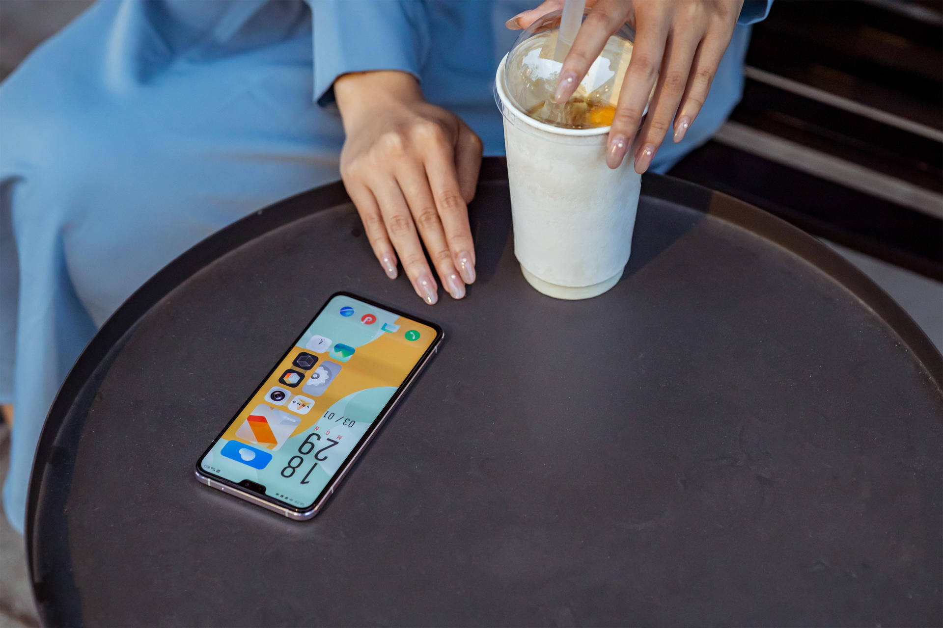 自拍手机排行榜_自拍手机推荐,女神小姐姐难以拒绝的自拍旗舰vivoS9