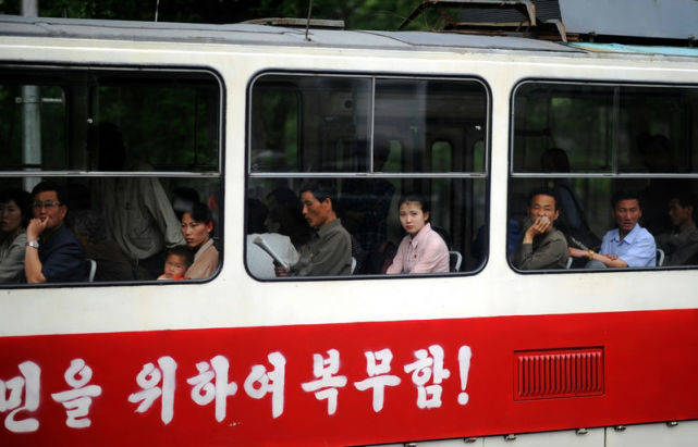 网友从朝鲜旅游归来，告诉你朝鲜百姓的生活日常