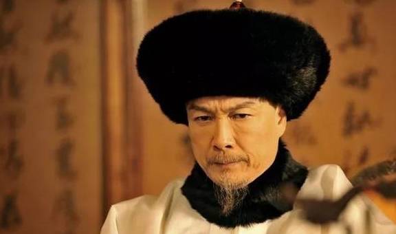 康熙悲痛,怒废太子对于康熙来说,皇子早殇胤衸并非首例.