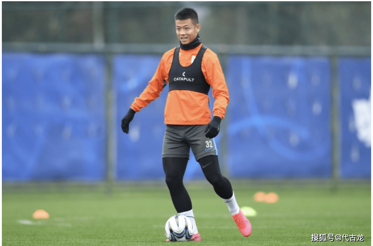 原创鲁能三场丢10球进攻一般防守低迷郝伟成争冠第一短板