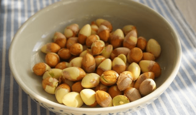 如何快速的清洗白果 e9d7a387956e4524a131662e77891ebf.png