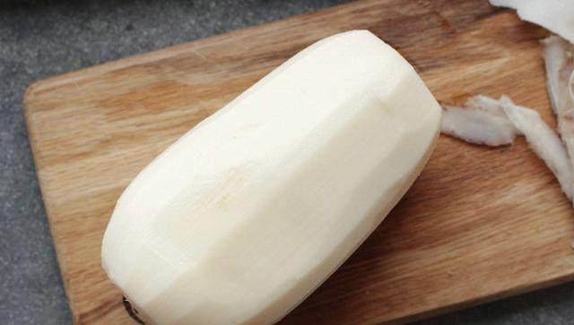 莲藕排骨汤怎样把莲藕炖软糯 dcd677eaa7d34c83a865d78780447394.jpeg