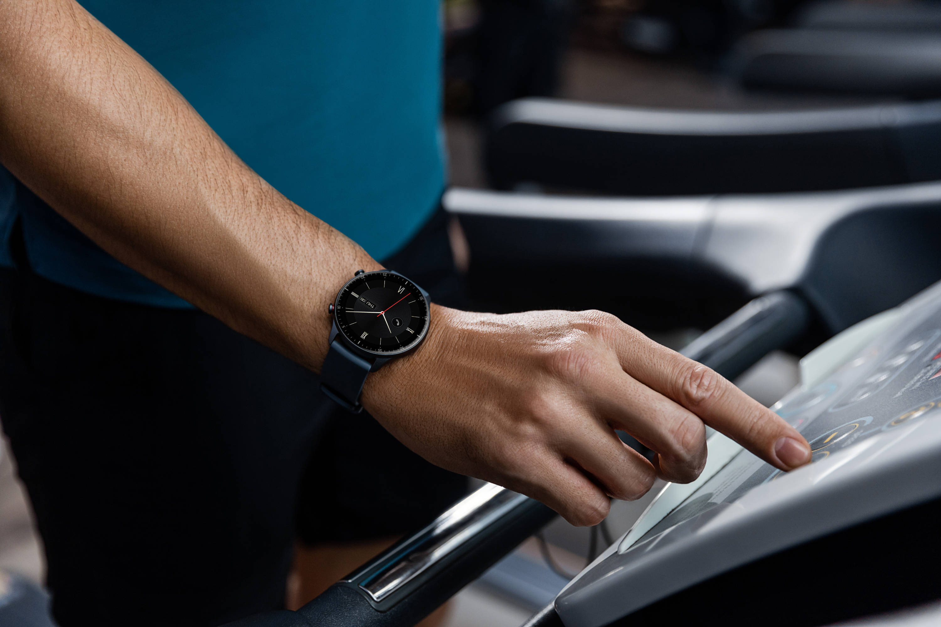 《Amazfit GTR 2 eSIM 智能手表发布，支持 4G 独立通话和 4G 独立上网》