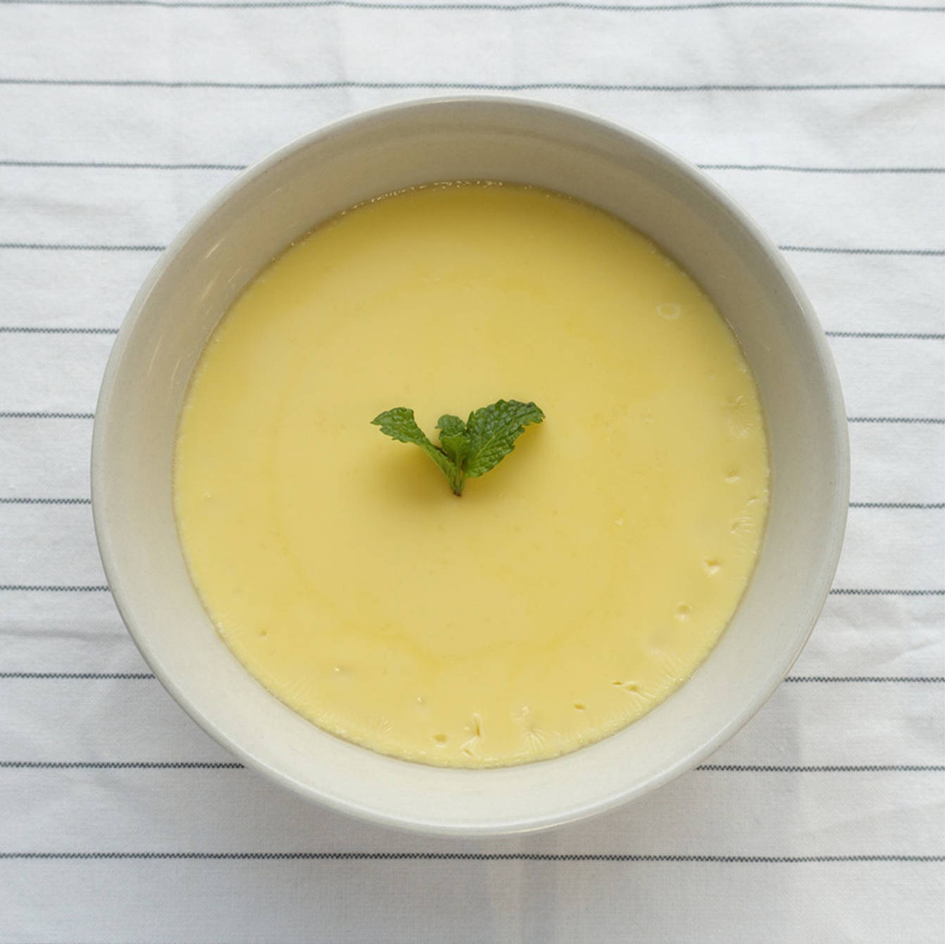 原创水波蛋微波炉水波蛋流心滑溜溜45秒完成不爆炸关键是这样做