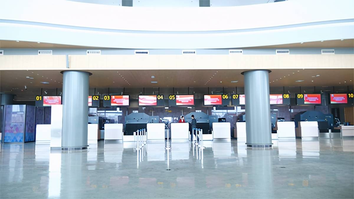 菏泽牡丹机场即将通航 龙池牡丹机场旗舰店在加快装修
