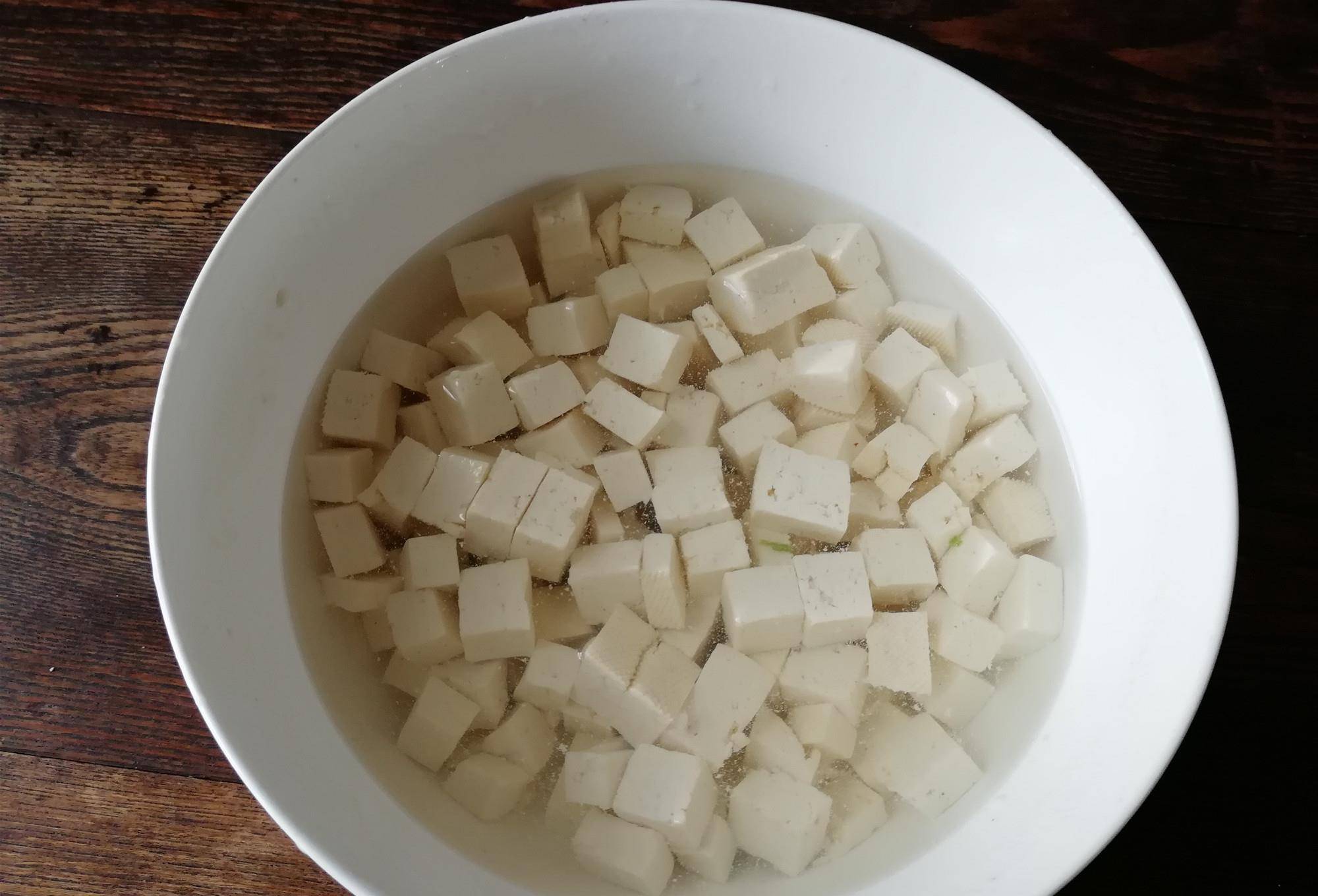 教你一道豆腐的做法做法简单清凉清淡夏季肝火旺盛就吃它