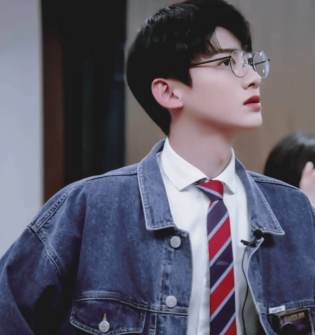 白敬亭真帅清酒系少年的魅力清澈又有力量