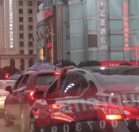 原创
他可能是广场舞的隐藏王者