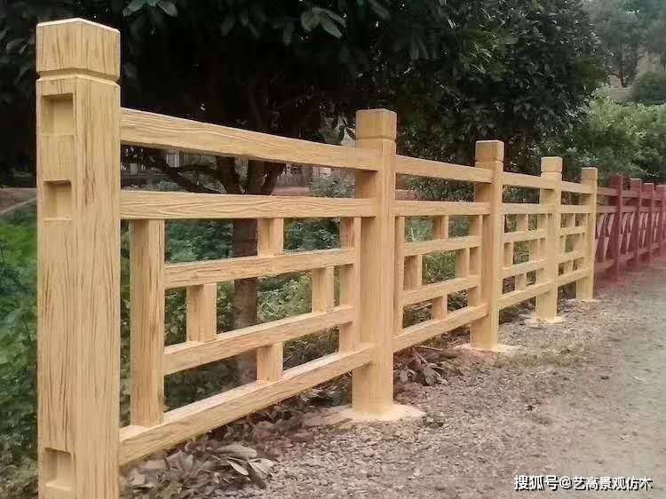 韶关仿竹栏杆、仿竹护栏价格是多少的，韶关仿竹围栏图片