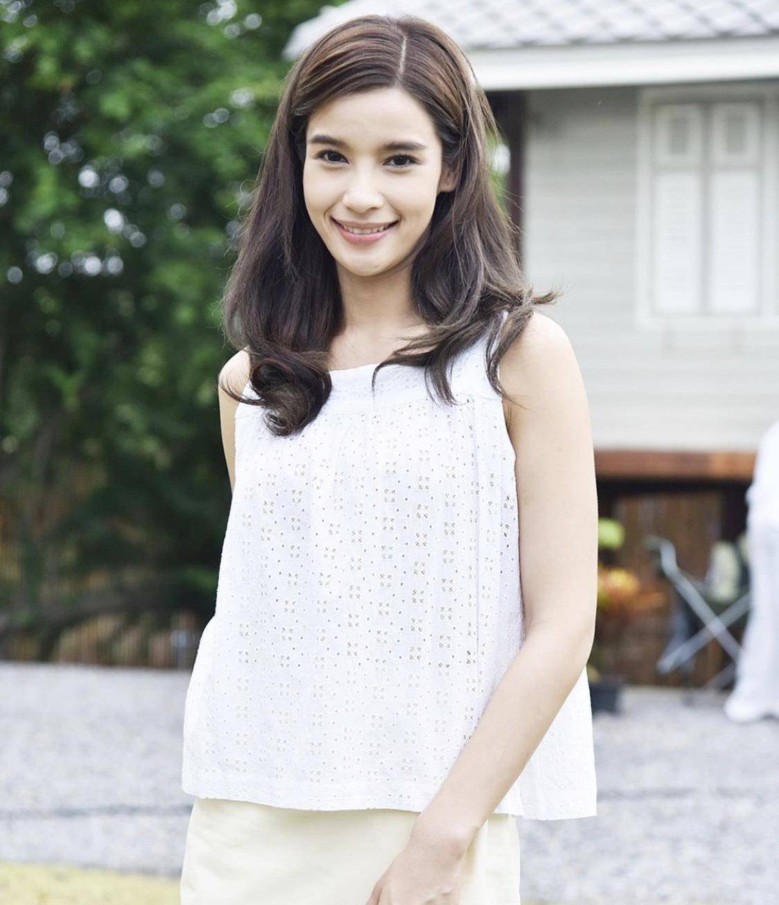 泰星vill携家人为男友jes甜蜜庆生,jes表示暂时没有结婚的打算