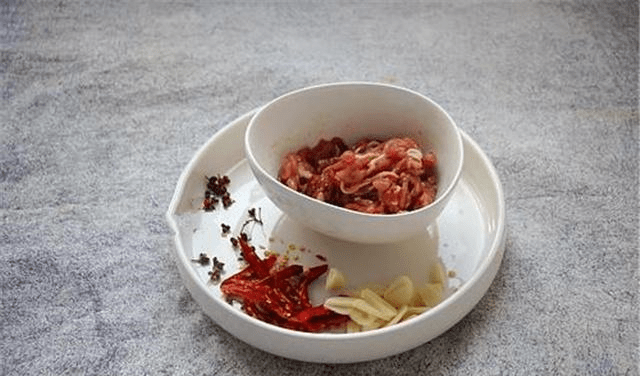怎么快速解冻腌好的肉 8e5c1b35bd1d4d76abc2c04cab5e4174.png