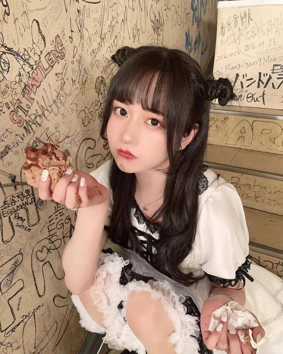 原创日本又一位爆红的女装大佬这真的是男孩子吗