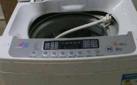 买洗衣机别再傻傻被导购坑，聪明人一看就懂，懊悔没早知道！