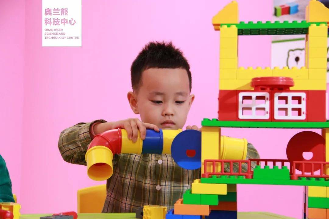 幼儿拼搭怎么评价_幼儿积木最简单拼搭图