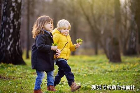 怎么教孩子快速学会走路 97d83b2e4141460790b7b262188b021a.jpeg