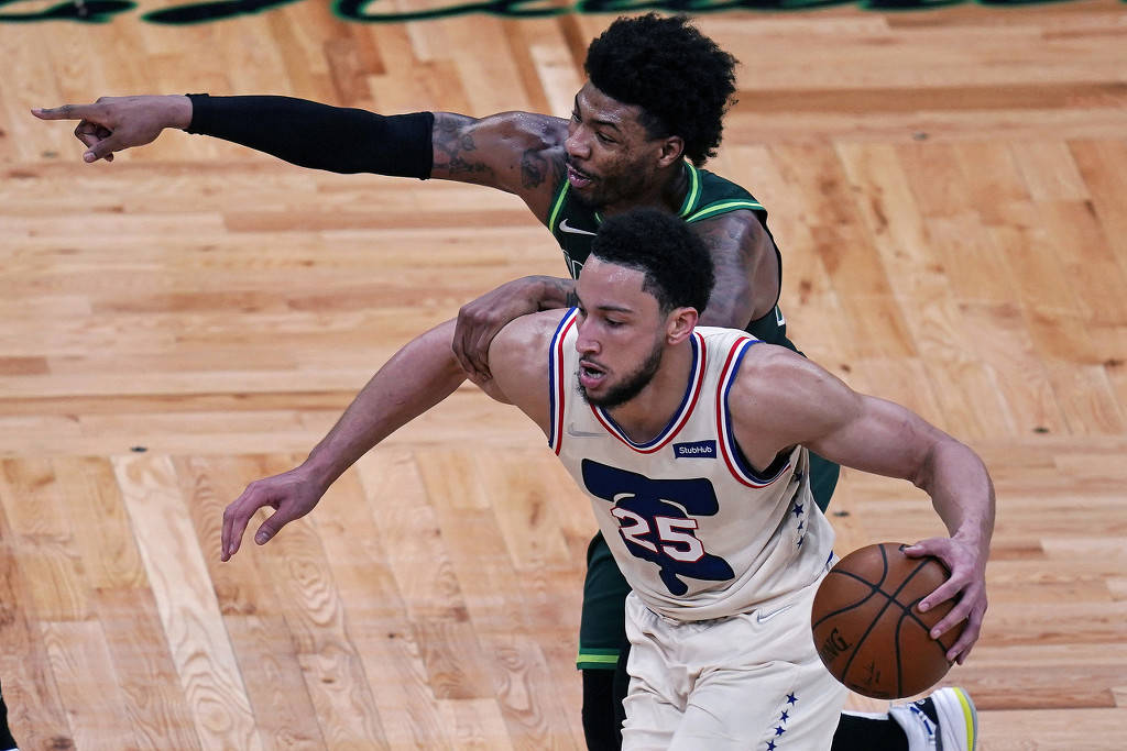 组图:76人胜绿军 塔图姆单挑西蒙斯大帝暴力灌筐