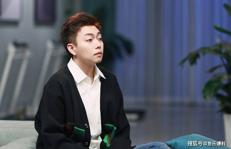 因为濮小博无论是自理能力还是对于身边人的照顾,他