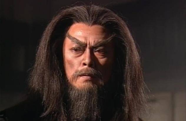 笑傲江湖:一代枭雄,囚禁十二年重返尊位,却解不开人生的矛盾_任我行