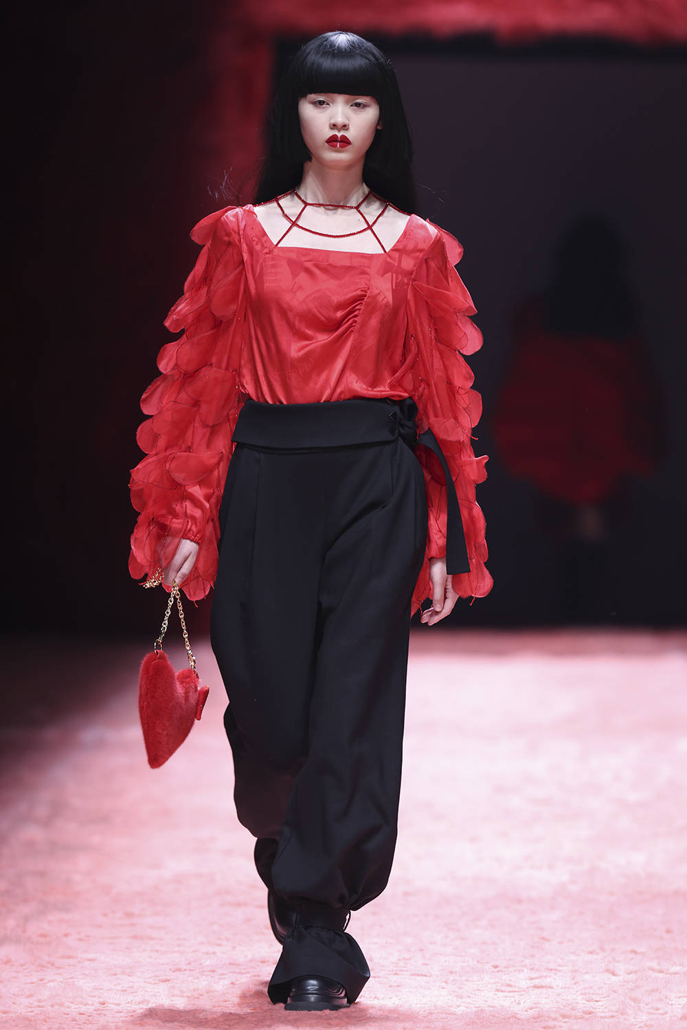 高级时装品牌pantterfly上海时装周发布2021秋冬系列