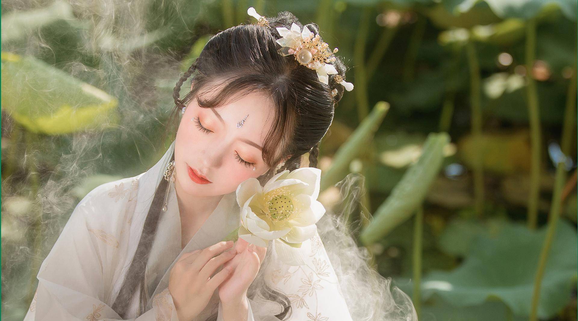 拥有倾国倾城的颜值魅力十足人见人爱的星座女