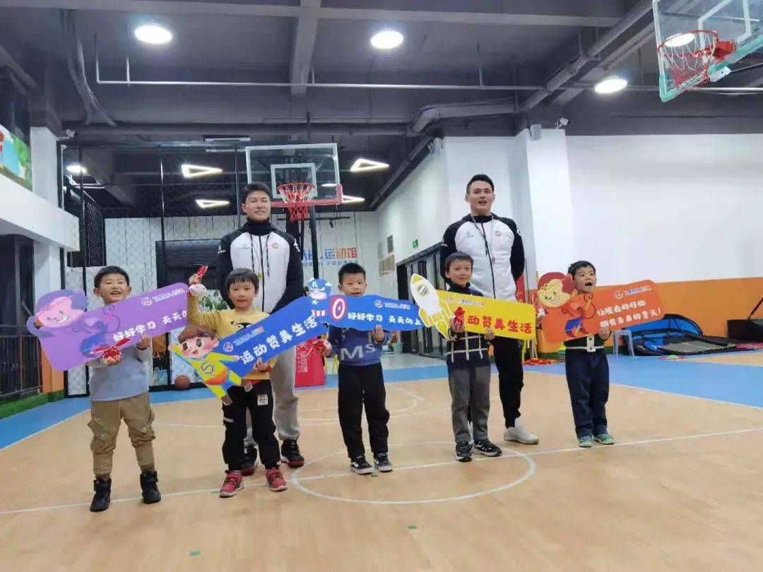 2cf1a376369a4ef0a86ad8b06511c853.jpeg