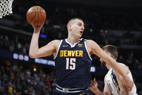 懂球女王地球上最会传球的胖子约基奇凭什么排mvp榜首