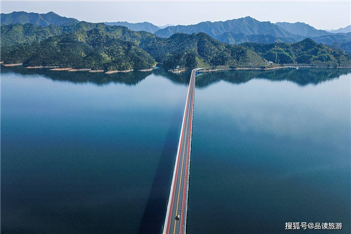 淳安这处人工湖，是世界上岛屿最多的湖，被誉为“杭州后花园”