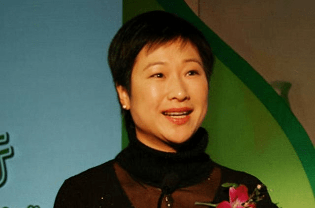 她为国乒夺奥运首金,却因得罪了教练离队,后入台北队成传奇_陈静本