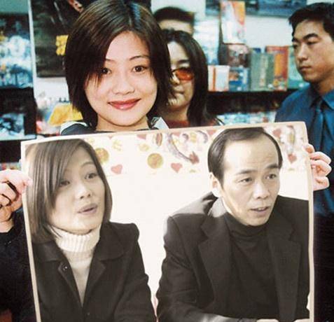 千百惠近照,曾经唱着《走过咖啡屋》的清纯女孩儿,早已不见了_高大林