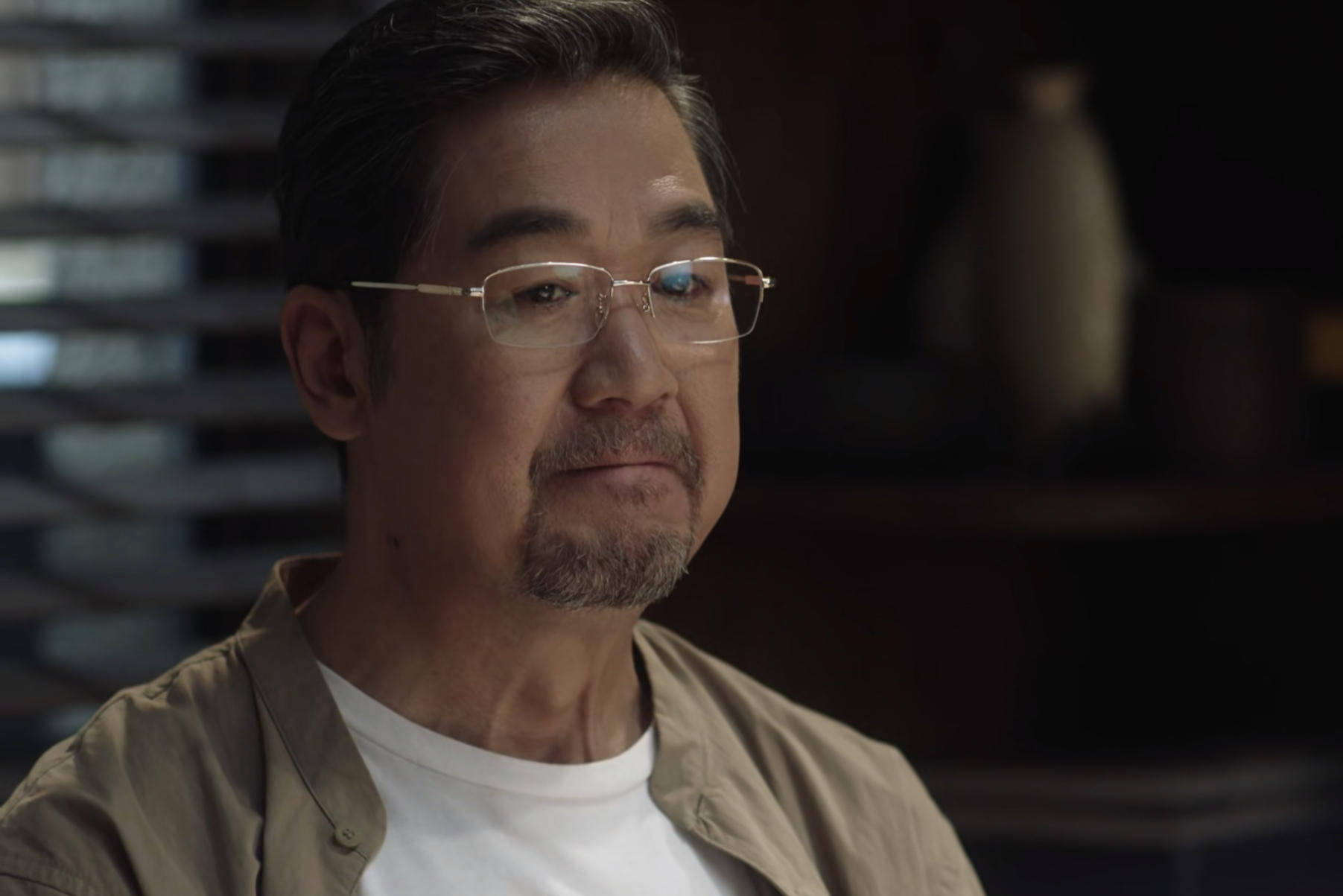 原创《小舍得》打光太黑看不清脸,蒋欣演技回春,张国立开场戏太真实