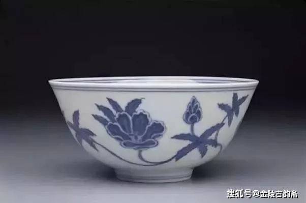 明代成化青花—淡妆浓抹总相宜_搜狐网