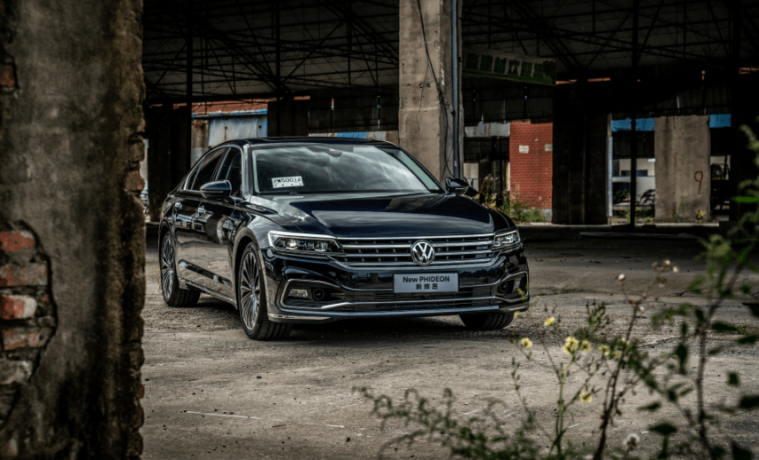 老司机解析c级豪华大众辉昂优点全在这