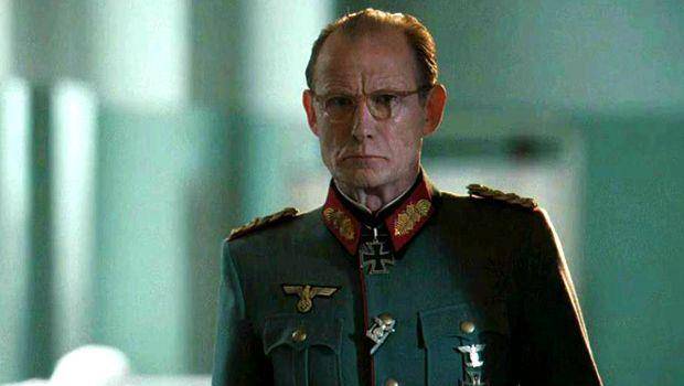 原创陆军元帅迎娶美女秘书引起风波,希特勒坐收渔利独揽军权