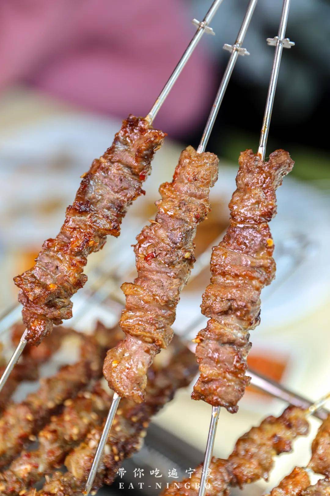 一场席卷烧烤界的革命来了只用每天空运过来的内蒙古草原羊羔肉