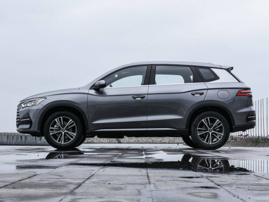 升级骁云动力车厢更加精致2021款比亚迪宋pro车型分析导购