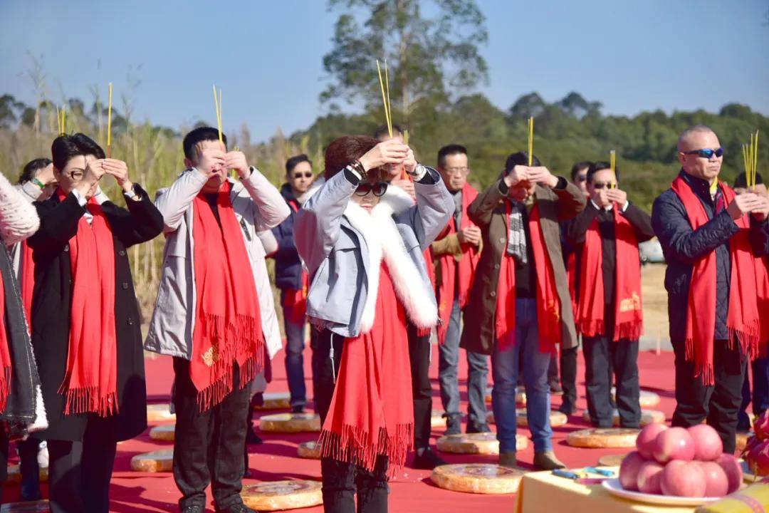 老总祭天_杀个销售祭天图片(3)