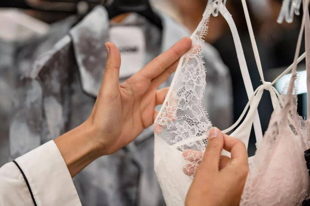 原创中国的内衣之乡暗藏在三线城市里小镇年产胸罩超过3亿件