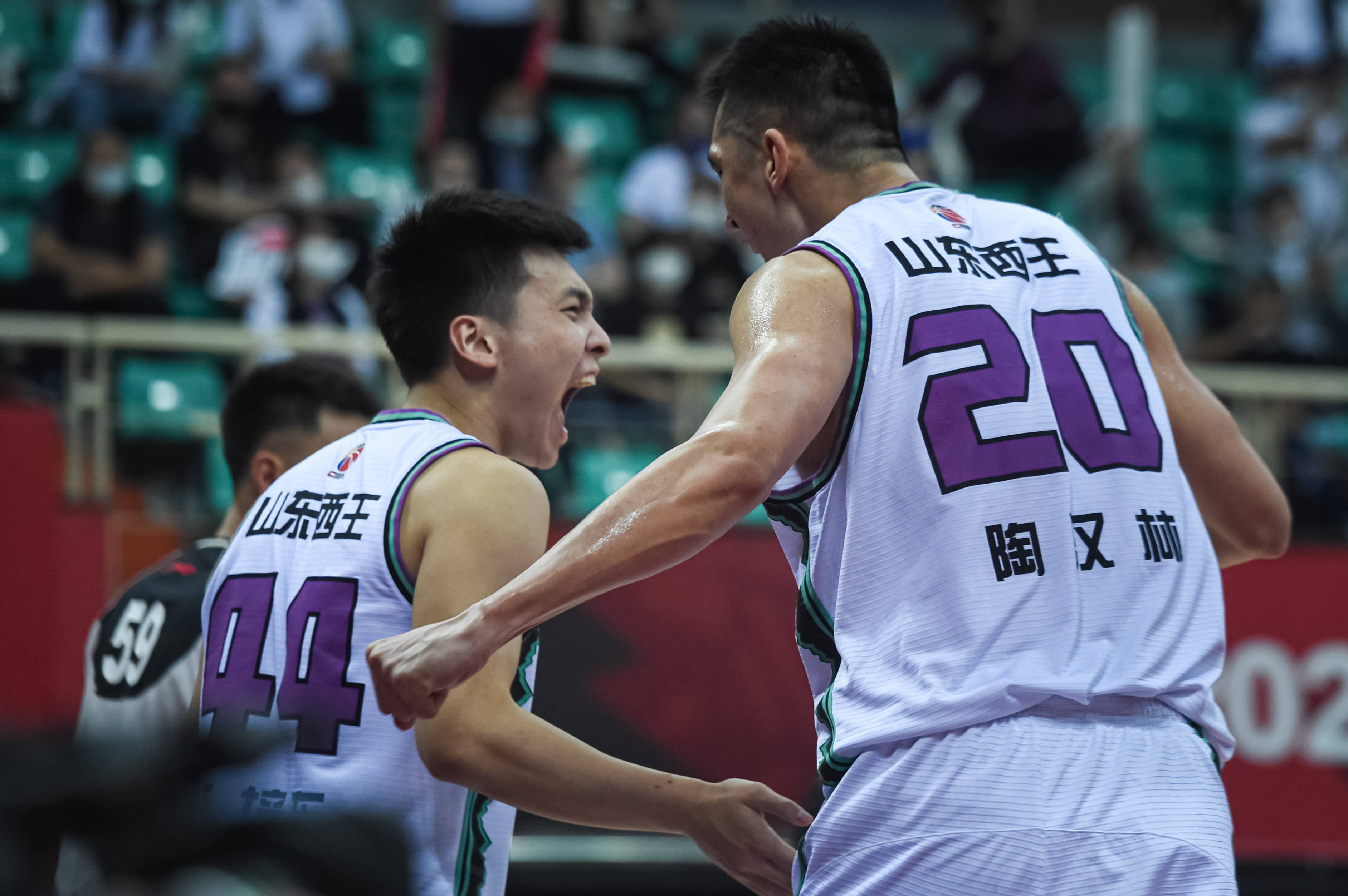 原创当山东男篮全队都已做好决战准备的时候焦海龙依旧无所适从