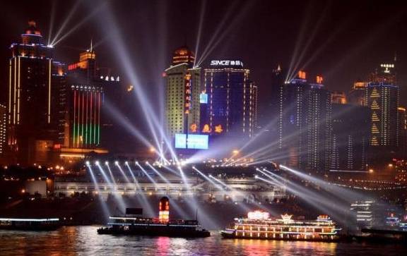 世界夜景排行_中国最美4大夜景,北京没有上榜,最后一个世界排名前三
