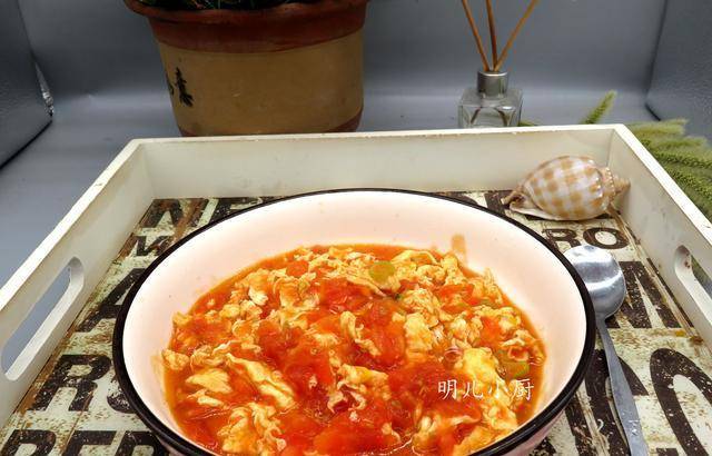 番茄炒蛋怎么炒出浓的汁 6fe9f77afa2a4ea7b2d1e070e96c418b.jpeg