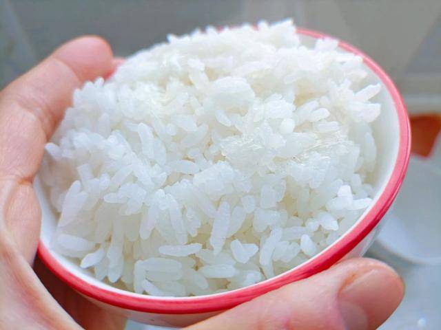 大米配菜的做法 2db103054d53468bb0dcb783cac17e87.jpeg