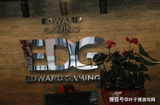 直播|英雄联盟：金贡参加试训夏季赛回归，EDG馋哭了都没法下手