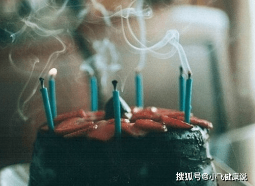 抽烟不过肺有什么感觉 d67af0ac621e41bcbae6307adb82a17b.png