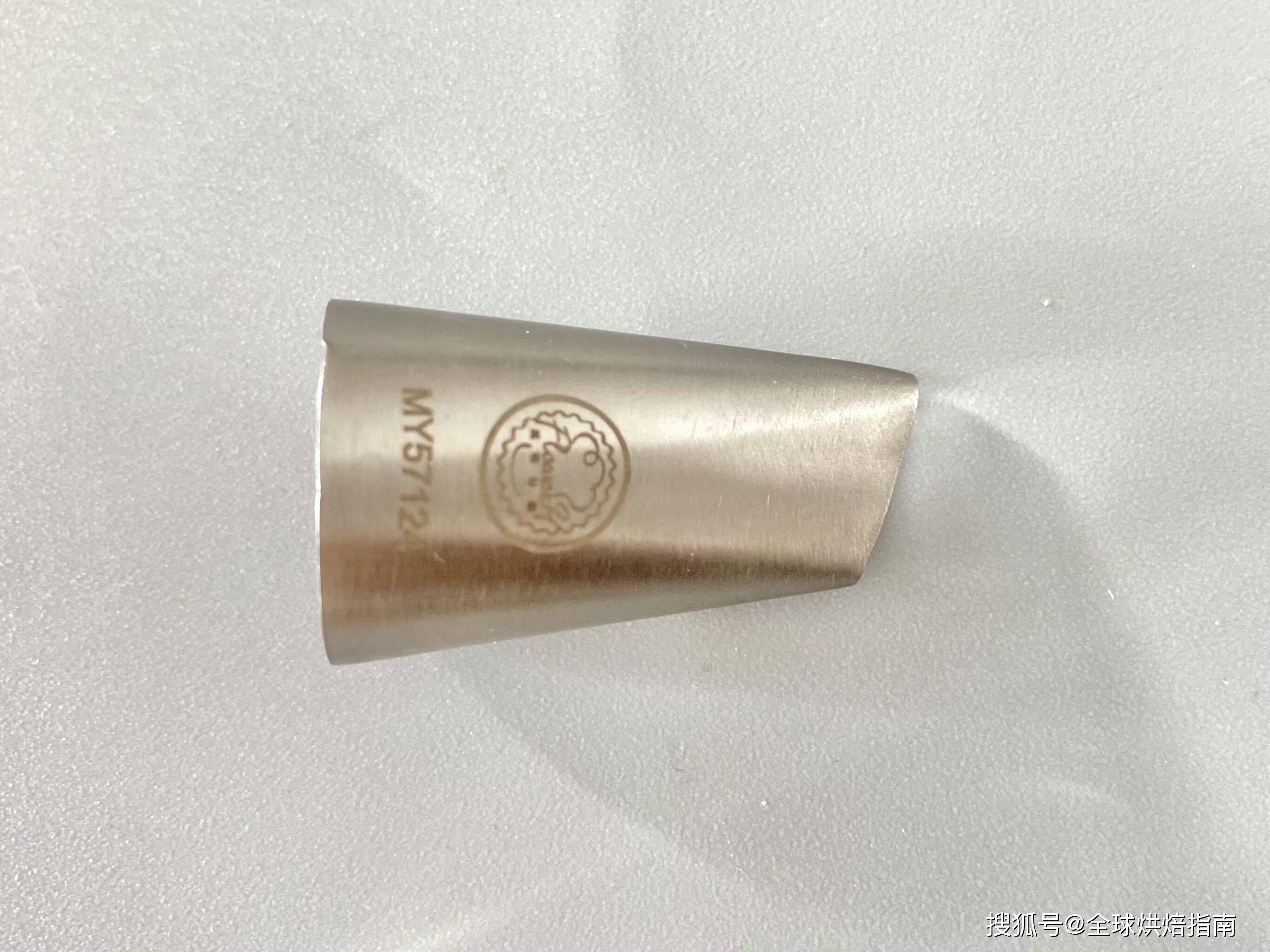 72張動圖教會你升級版裱花手法（二） 熱愛美食 第47张