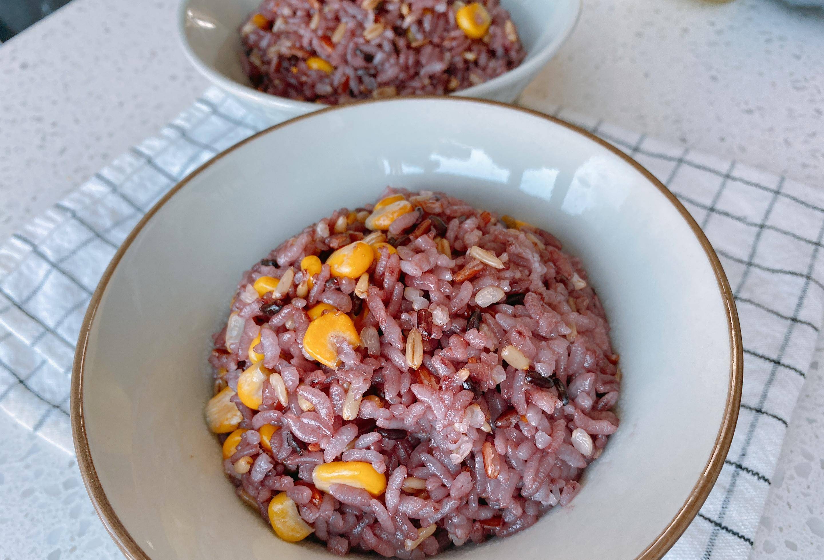 入冬后多吃杂粮分享5款杂粮饭营养又顶饱不用菜都能吃2碗