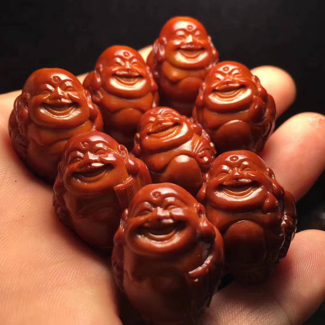 橄榄核包浆和玉化有区别吗 橄榄核怎么样才能玉化 盘玩