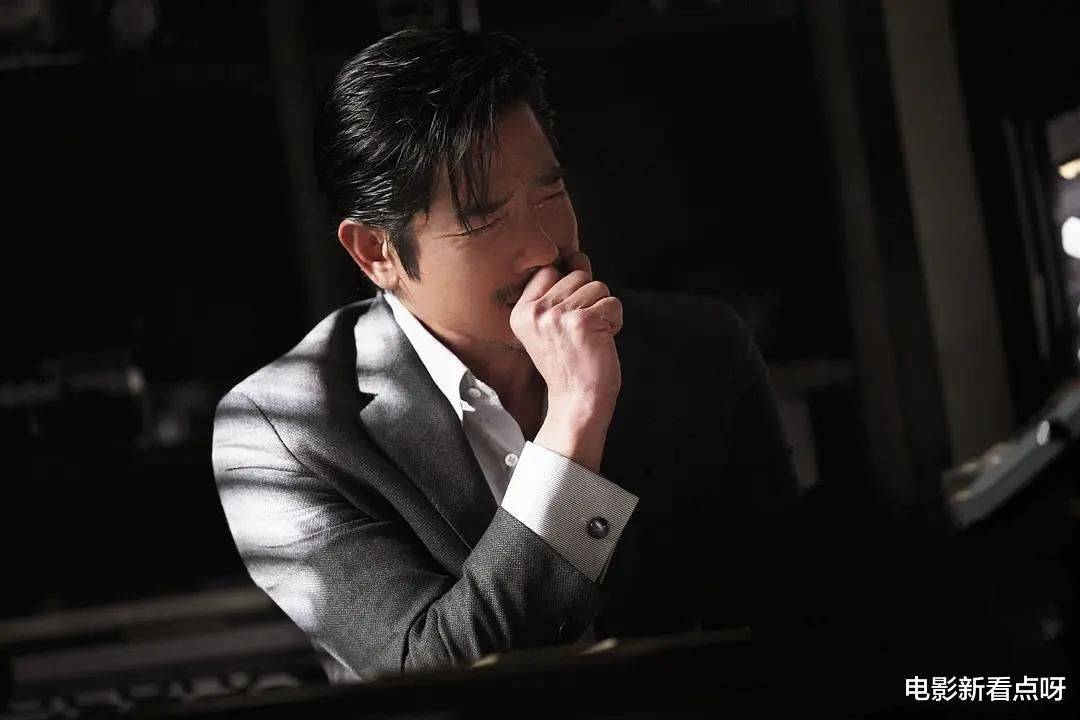 秘密访客五一档上映张子枫郭富城主演最值得期待的悬疑片