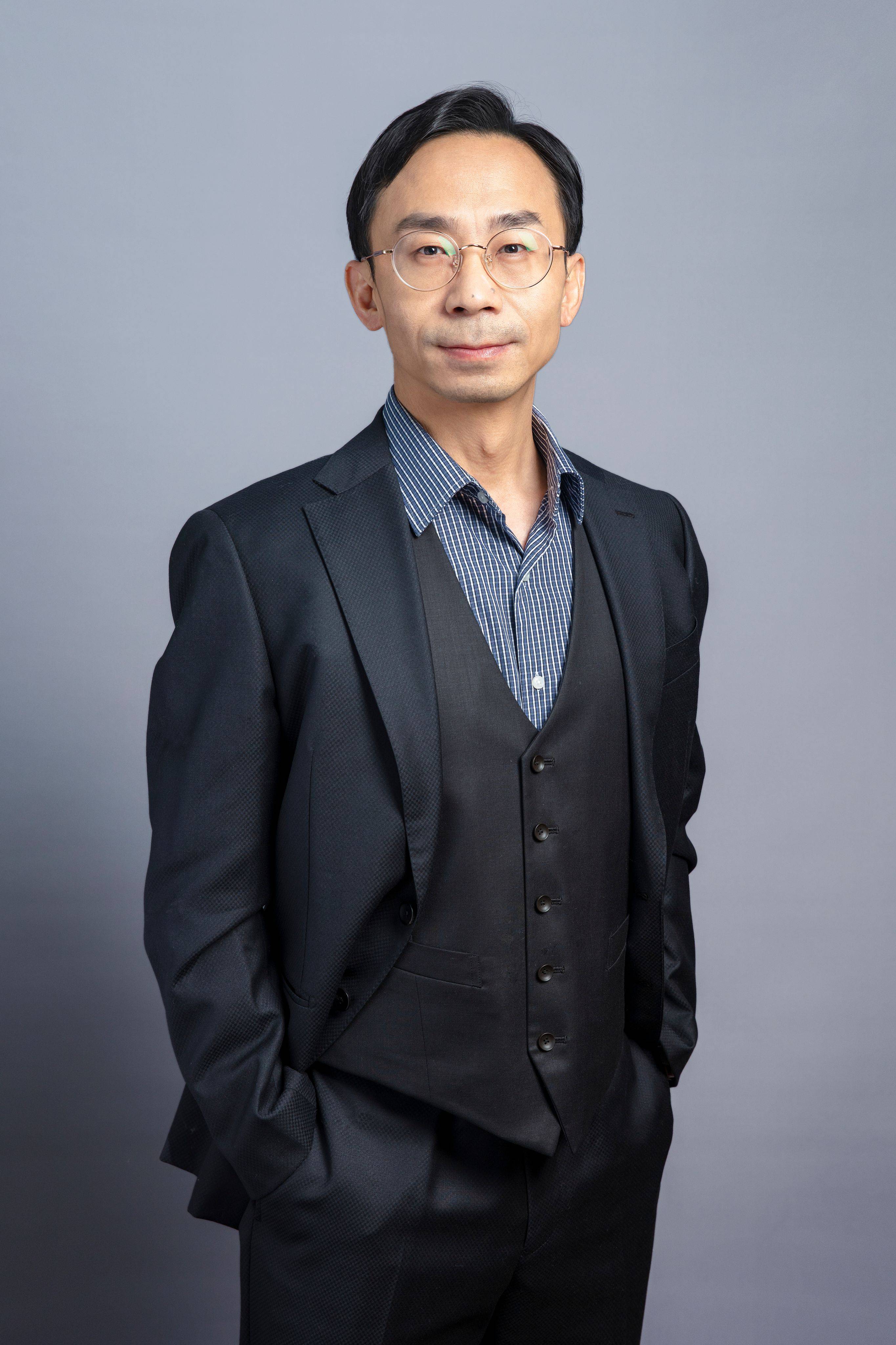 李云:中国政法大学博士,哥伦比亚大学访问学者,中国政法大学教授,博士