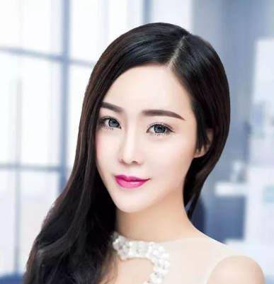 原创不输张庭的微商女王初瑞雪走戛纳红毯起诉央视带红辛巴